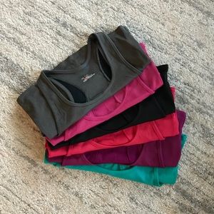 Set of 3 Under Armour Heatgear Tanks Size S or XS